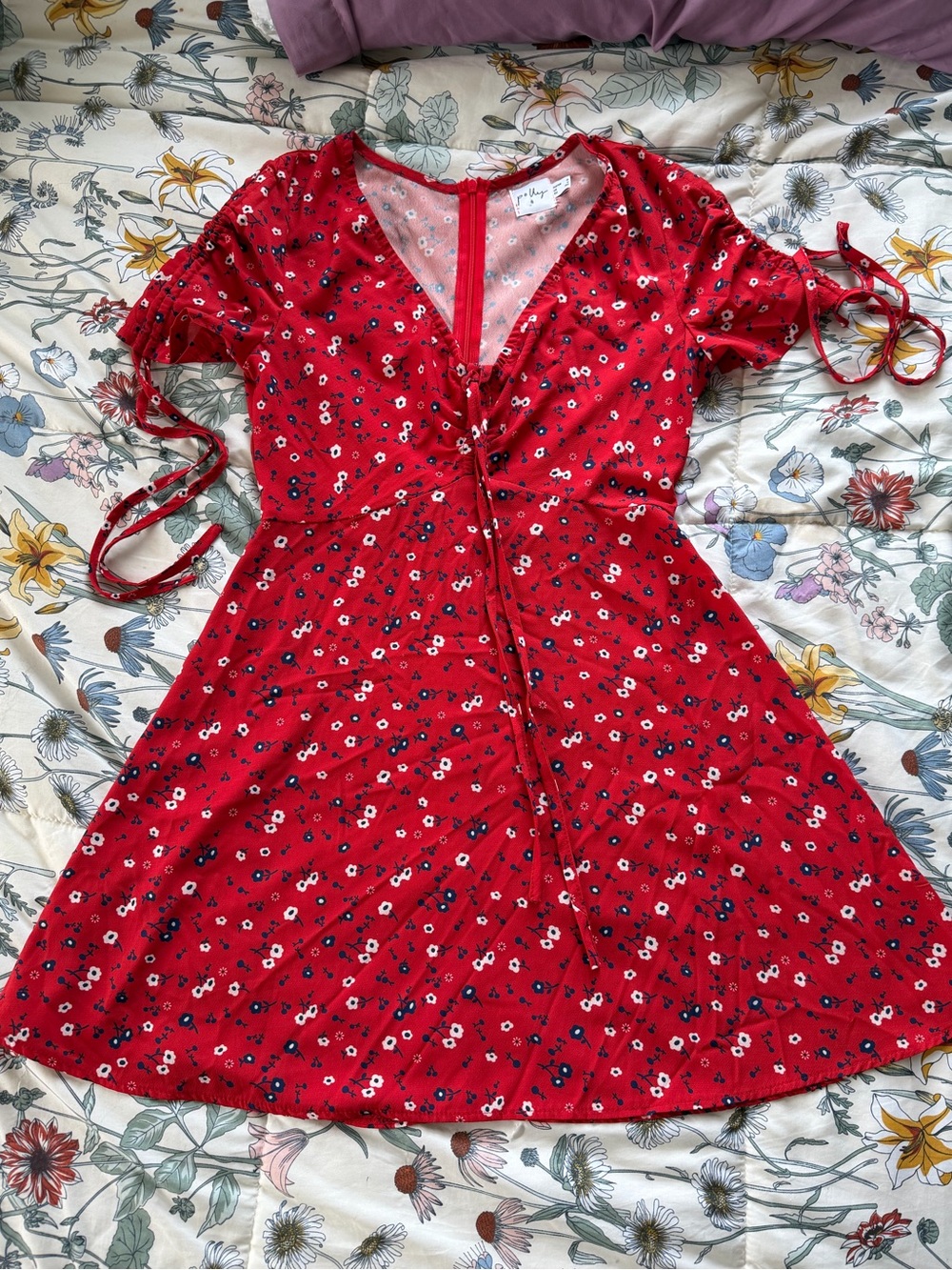 Princess Polly Red Floral Puff Sleeve Mini Dress Size 4